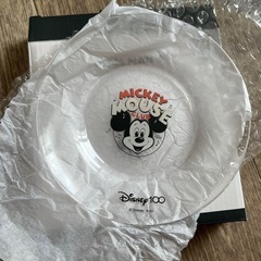 ディズニー100thガラス食器セットの画像