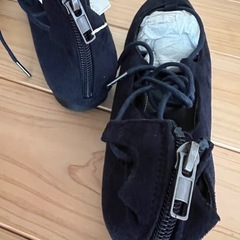 【新品未使用】コムサのレースアップパンプス2足セットの画像