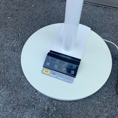ユーイング U-ING リビング扇風機 リモコン付 ホワイト UF-AR30H Wの画像