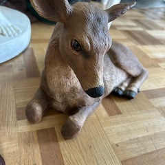 アンティーク 子鹿の置物の画像