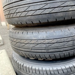 ハイエース、キャラバン195/80R15 GOOD YEAR　EAGLE1  　の画像