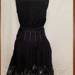 「引取先決定」黒の上下セパレート　の画像