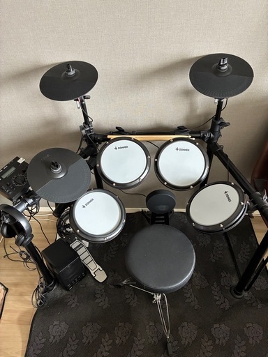 Donner 電子ドラム　セット 初心者 メッシュ 折りたたみ式 音源450種 デモ50曲 スローン/スティック/ヘッドホン付 大人 