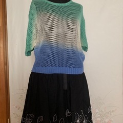 「引取先決定」黒の上下セパレート　の画像