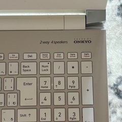 パソコン 2019年製 東芝 画面割れ