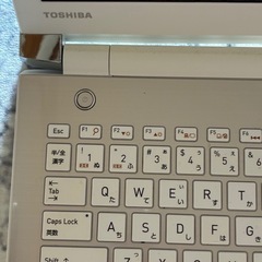 パソコン 2019年製 東芝 画面割れの画像