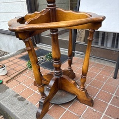 早い者勝ち　カリモク　コートハンガー兼傘立ての画像