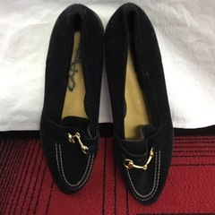 ‼️即決価格‼️　レディス　靴　スエード　黒 25.0cmの画像