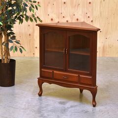 ≪zyt2298ジ≫ アンティーク調 猫脚コーナーキャビネット アケボノ/曙