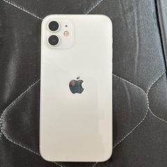 iPhone　アイホン12 ホワイトの画像