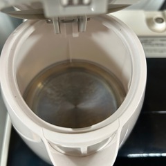 「SWK-10 HOME SWAN 電気ケトル 1.0L」の画像