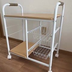 カインズキッチンワゴン、ラックの画像