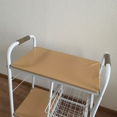 カインズキッチンワゴン、ラックの画像