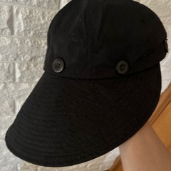 ☆つば広キャップブラック☆の画像