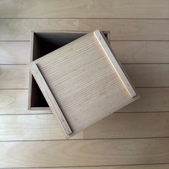 空き木箱①の画像