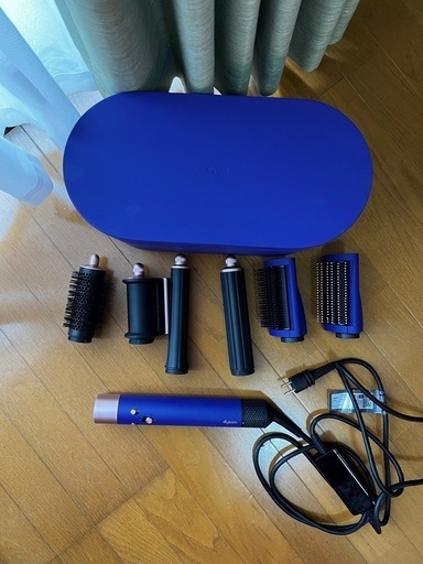 ダイソンヘアスタイラー