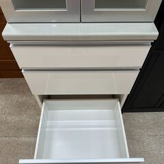 ★リユースのサカイ高崎店★TJ12127  食器棚 白 H197×D45×W58.5 クリーニング済みの画像