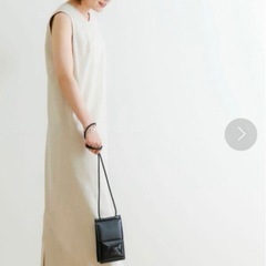 ②13200円 値下不可 新品 アーバンリサーチ BACKボタンストレートロングワンピースの画像
