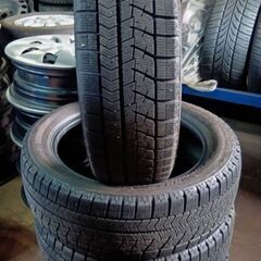 ブリジストン　スタッドレスタイヤ　中古品4本セット　165/55R15