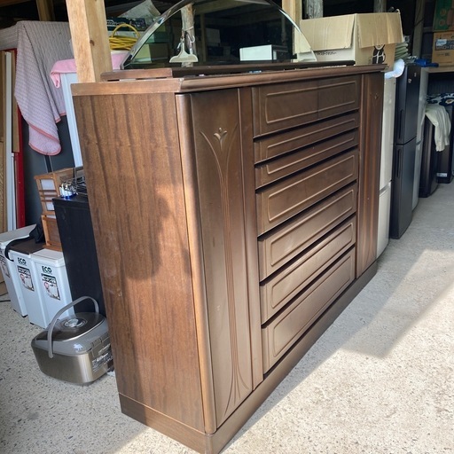 （中古品）衣装タンス　鏡付き　キズあり　18ー1