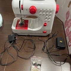 電動ミシンの画像