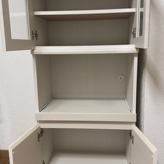 食器棚、キッチンラックの画像