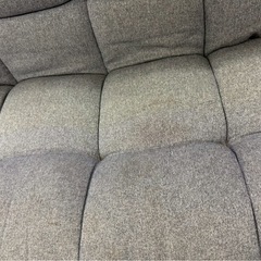 4　🛋️【2人掛けソファ／グレー】シンプルデザイン｜中古品（汚れあり）の画像
