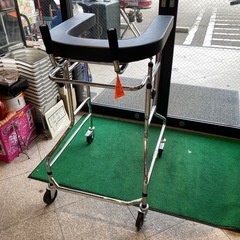 高齢者用　歩行器