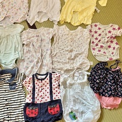 ベビー 夏ロンパース 60～80cm 女の子 まとめ売り　16枚セットの画像