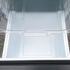 Hisense ハイセンス ノンフロン冷凍冷蔵庫 HR-G1501EM 154L 2021年製 ミラー 2ドア 冷蔵庫 の画像
