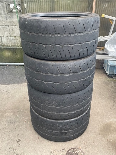 中古タイヤ ADVAN NEOVA AD09 265/35R18 片減りあり 裏組推奨