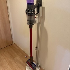 dyson V11 SV14掃除機 クリーニング済 美品 バッテ...