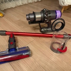 dyson V11 SV14掃除機 クリーニング済 美品 バッテリー 新品並み稼ぐ時間 エコーモード 60分の画像