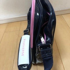 エナメルバッグ　ショルダーバッグ　　コンバース　スポーツの画像
