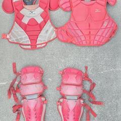 軟式野球のキャッチャー防具一式