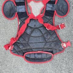 軟式野球のキャッチャー防具一式の画像