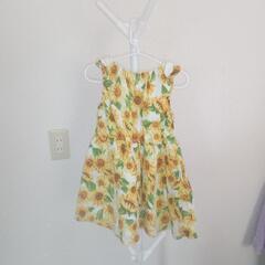 女の子ひまわりワンピースの画像