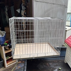 早い者勝ち　折りたたみペットゲージ　中型犬の画像