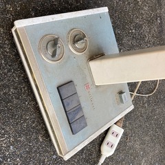 王冠付きナショナルf-30vrレトロ扇風機 ジャンク 王冠付きナショナルf-30vrレトロ扇風機 ジャンク 王冠付きナショナルf