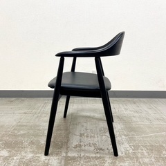 ジモティー見た！で5%OFF【ダイニングチェア】関家具 NOWHERE LIKE HOME MANTA アウトレット家具 未使用品 チェア イス : ブラックの画像
