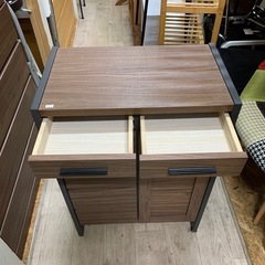 キャビネット　収納家具の画像