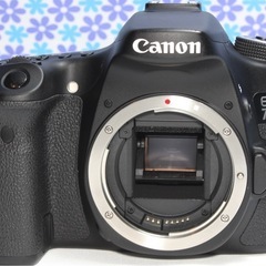 Wi-Fi内蔵★Canon EOS 70D★高画質★動画撮影★おすすめ一眼レフ★の画像