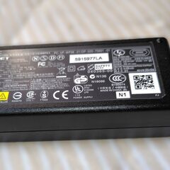 ノートPCのACアダプターの画像