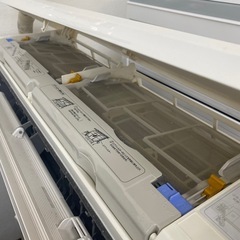 洗浄済DAIKIN ルームエアコン　2020年製 14畳用 ATF40XPE8-Wの画像