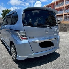 フリードハイブリッド　綺麗に手入れしてますの画像