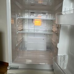 7月7日迄限定特別価格　2011年製シャープノンフロン冷凍冷蔵庫　SJ＿14Y　137ℓ　※101の画像