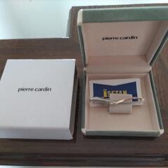 pierre cardinネクタイピンの画像