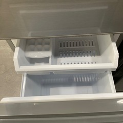 【ジモティー割】AQUA 2022年製　2ドア冷凍冷蔵庫（ID1056）の画像