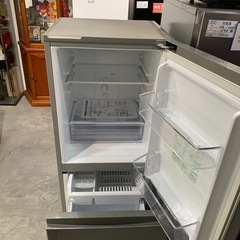 【ジモティー割】AQUA 2022年製　2ドア冷凍冷蔵庫（ID1056）の画像