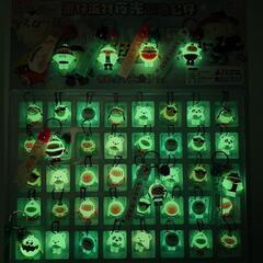 夜光2セット 多色キャラクター型キーホルダーセットの画像